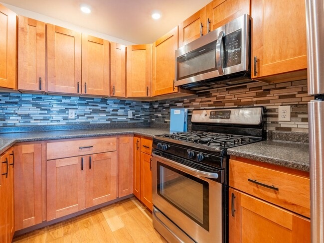 Photo - 220 North Ave Unit APT 1