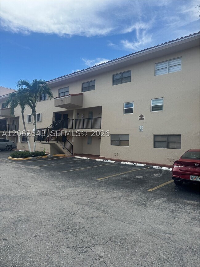 Photo - 5530 W 26th Ct Unit 210