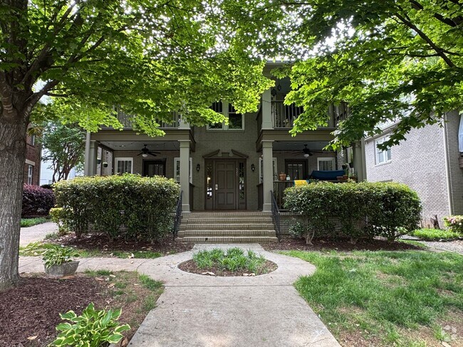 Building Photo - 526 Oakland Ave Rental