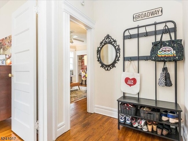 Photo - 190 Hillside Ave