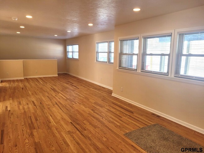 Photo - 107 W 20th Ave Casa