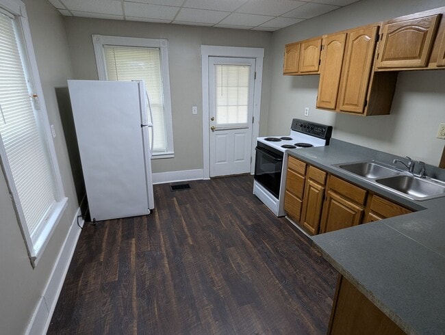 Photo - 517-527 Eighth Avenue Unit 521 Eighth Avenue