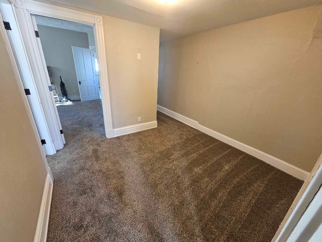 Photo - 2009 Greenup St