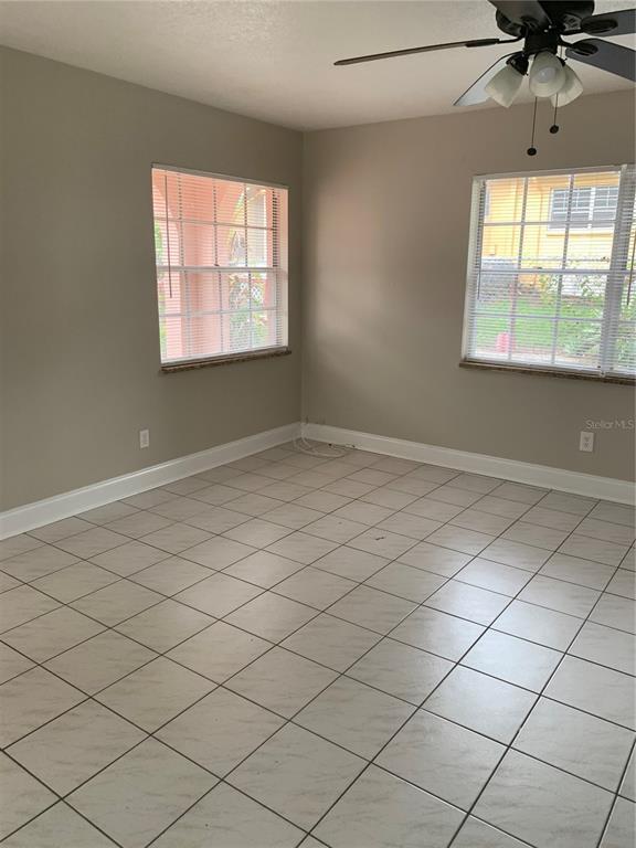 Photo - 2217 W Woodlawn Ave