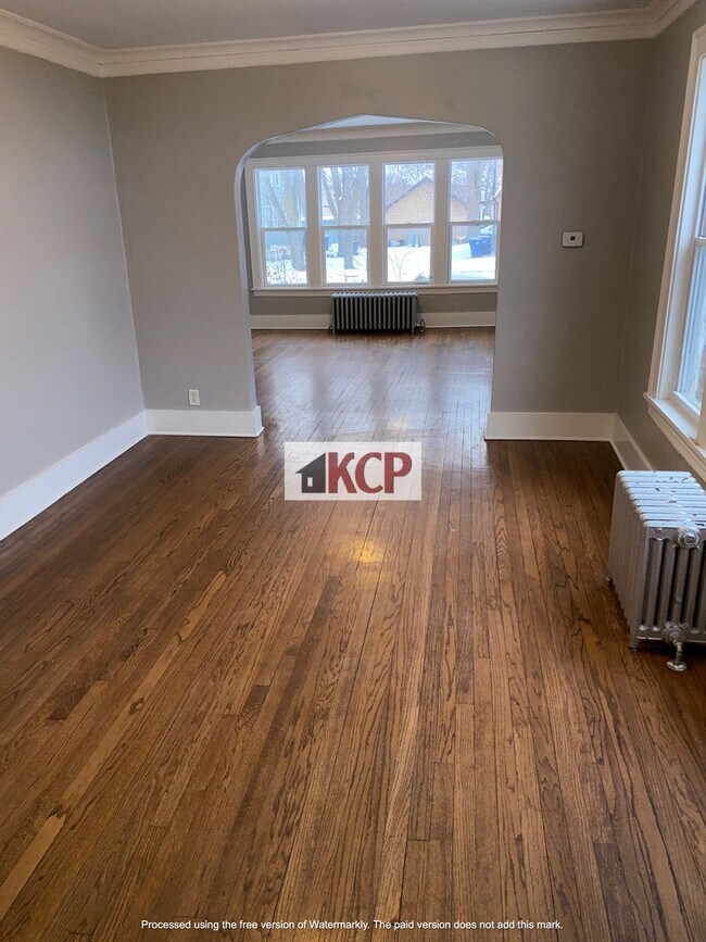 Photo - C2 Properties-442 Hickory Unidad Apt 1(lower)