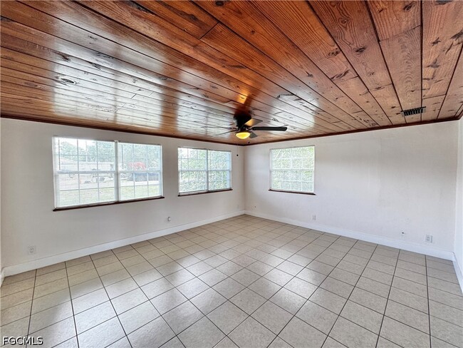 Photo - 1275 Gramac Dr