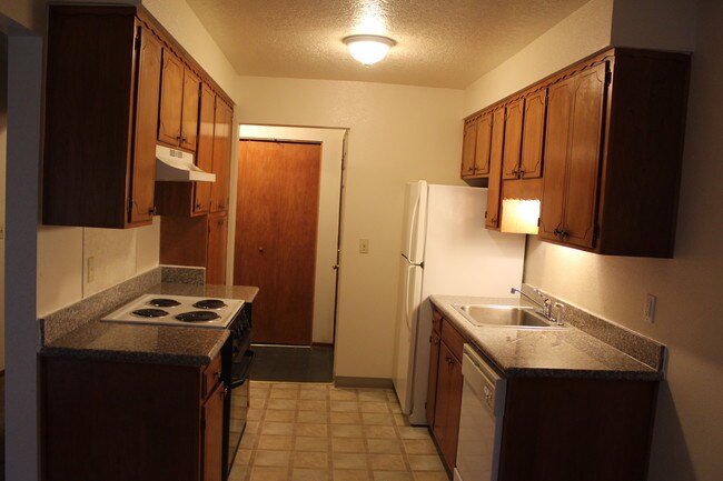 Walnut Terrace