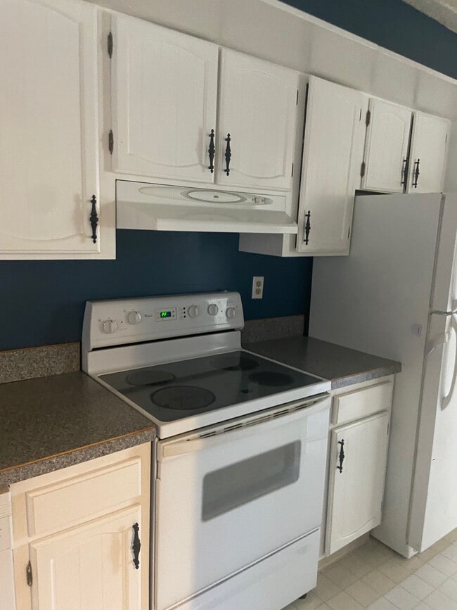 Photo - 590 Logan St Unit 302