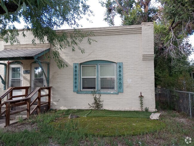 Building Photo - 419 10th St Unit A Rental