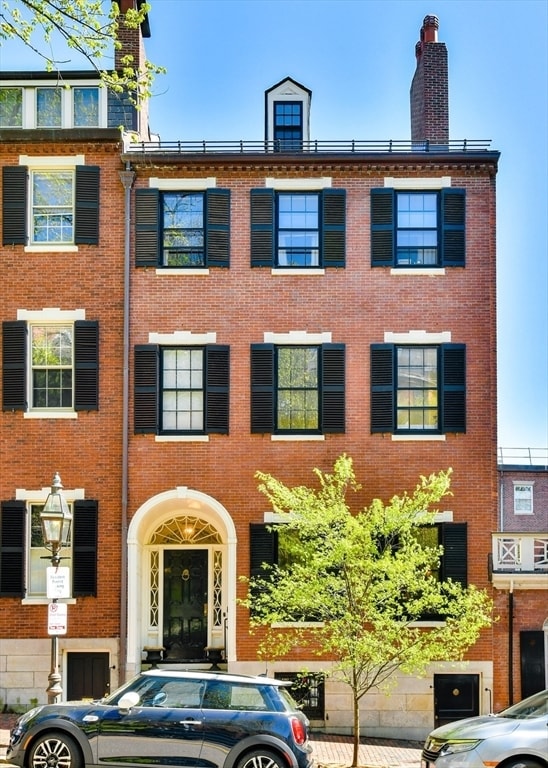 Building Photo - 48 Mt Vernon St Unit #A