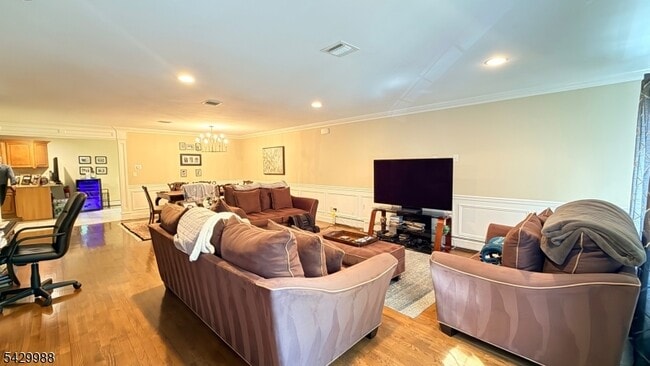 Photo - 29 Skymark Ct