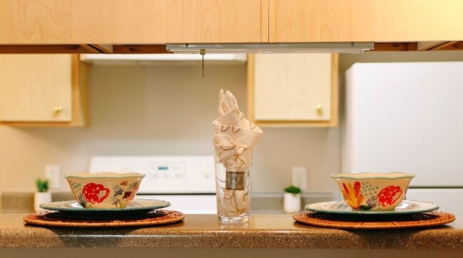 Photo - Life Just Got Better Come See For Yourself At Powell Court Apartments!! Unit 60