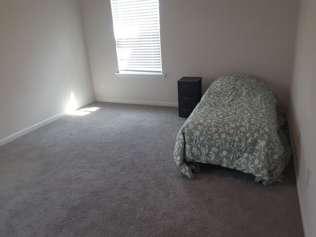 Photo - Charming Four Beroom Home in Southeast Col...