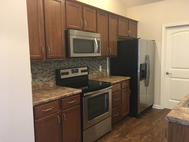 Photo - 298 Willow Point Cir