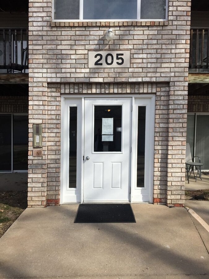 2 Bedroom, 1 Bath Condominium in Coralville - 2 Bedroom, 1 Bath Condominium in Coralville Unit 3