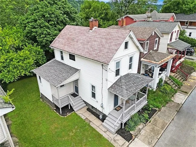 Photo - 1320 8th Ave