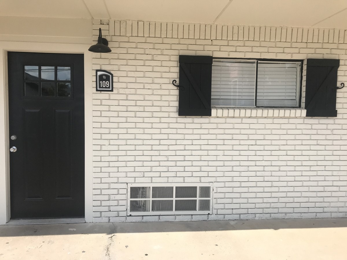 Photo - The Hub on 4th