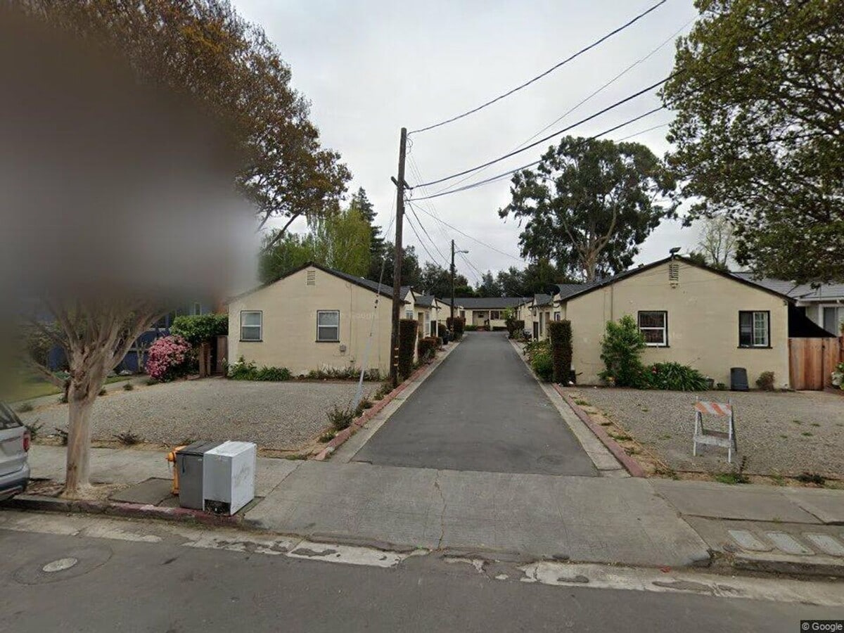 2 BEDROOM & 1 BATHROOM HAYWARD SINGLE STORY APARTMENT!! - 2 BEDROOM & 1 BATHROOM HAYWARD SINGLE STORY APARTMENT!!