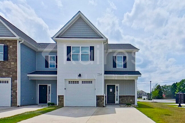 Building Photo - 3704 Oak Leaf Wy