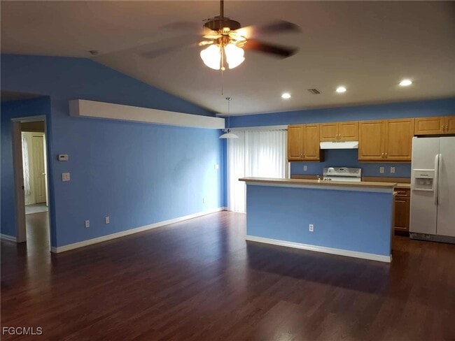 Photo - 5342 Bristo St