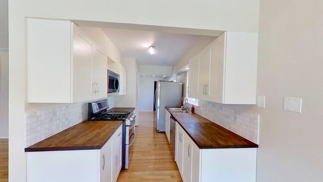 Photo - 2698 S Jasmine St