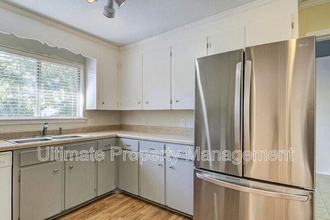 Photo - 2101 Delgado St