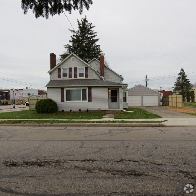 Building Photo - 293 Tenney Ave Rental