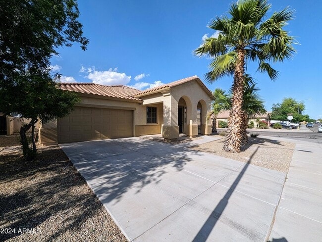 Photo - 15432 W Tasha Cir