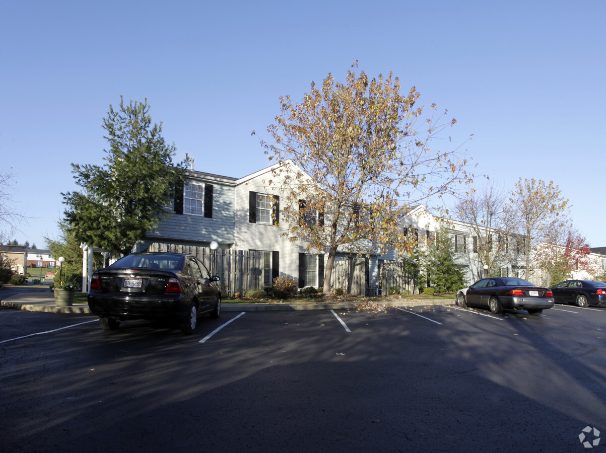 Waterside Townhomes - Waterside Townhomes