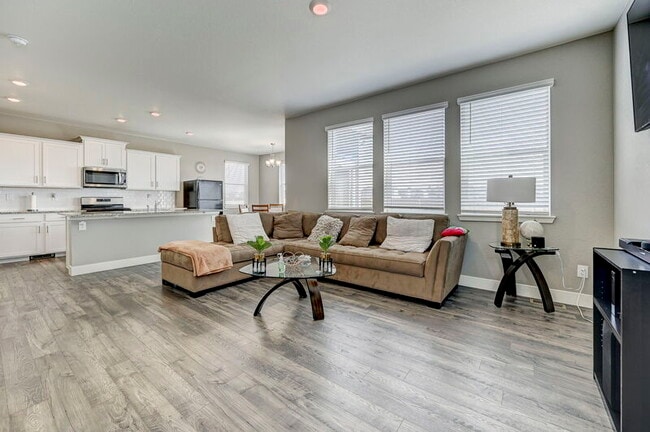 Photo - 10525 Castor Dr