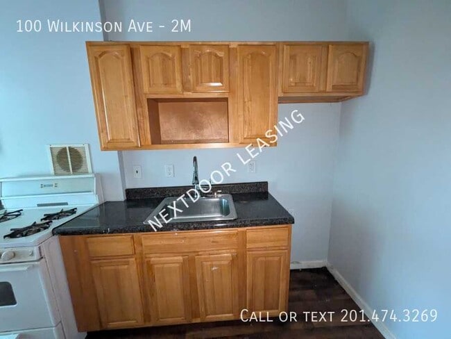 Photo - 100 Wilkinson Ave Unidad 2M