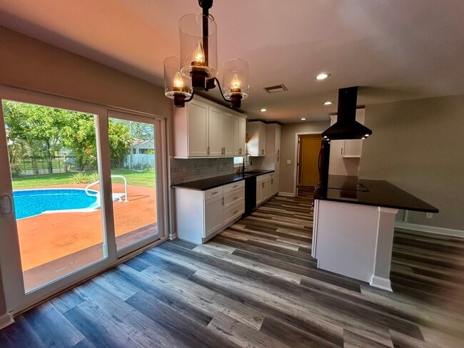 Photo - 316 NW Avens St