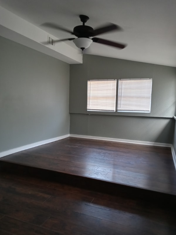 Photo - 224 Holland Ave