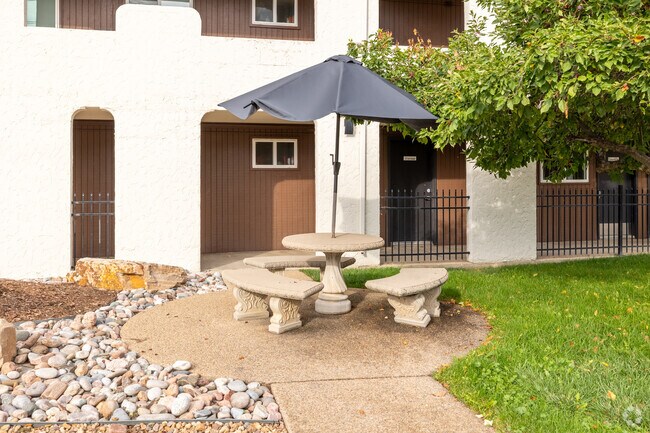 Outdoor Seating