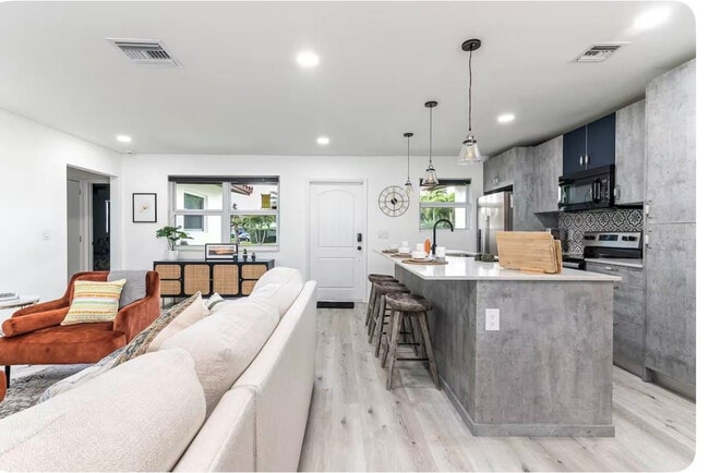 Photo - 2648 NW 9th Ln