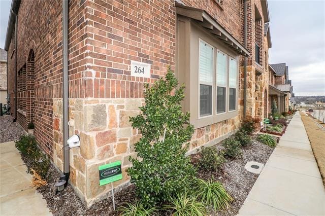 Photo - 264 Spring Hill Rd