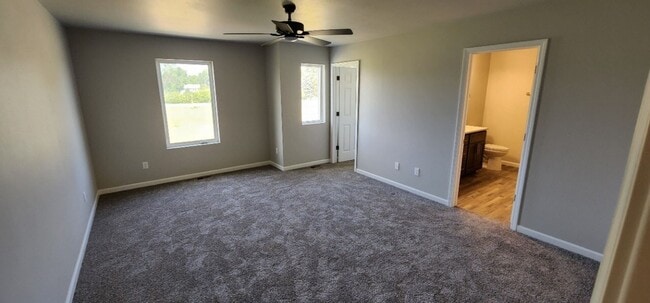 Photo - Modern 3 bed 2.5 bath twinhome in South Bismarck