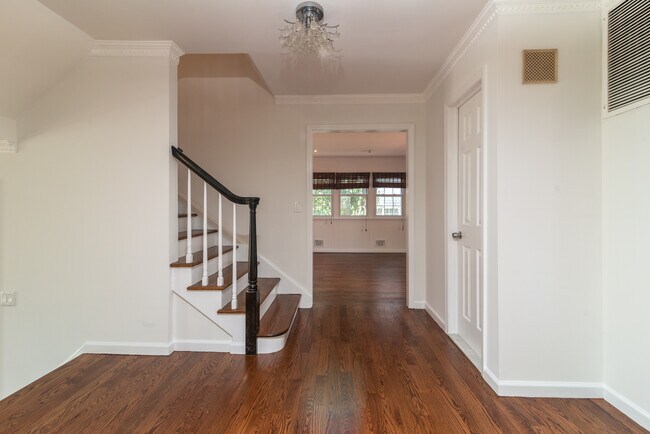 Photo - 29 Farragut Rd