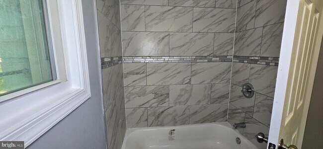 Photo - 405 34th St SE Unidad 1