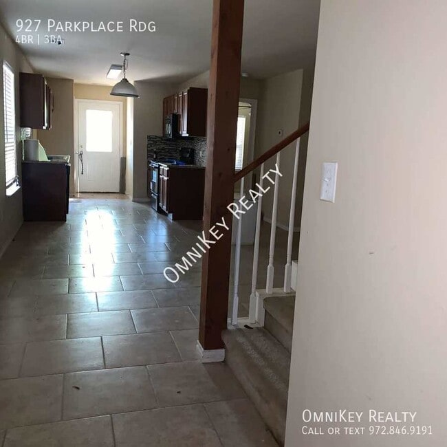 Photo - 927 Parkplace Ridge