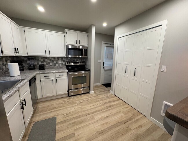 Photo - 326 E Livingston St Unit 326