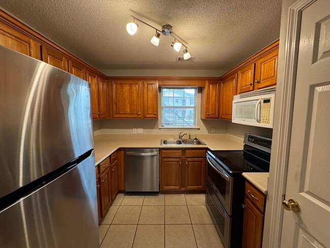 Photo - 76 Al Henderson Blvd