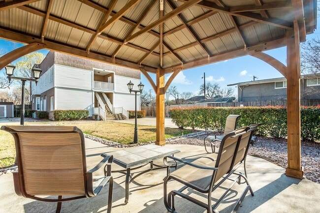 Photo - 4719 Junius St Unit 1