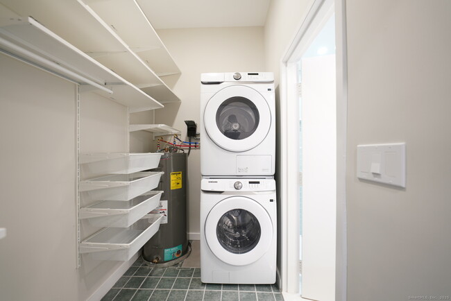 Photo - 94 Washington St Unit APT 3