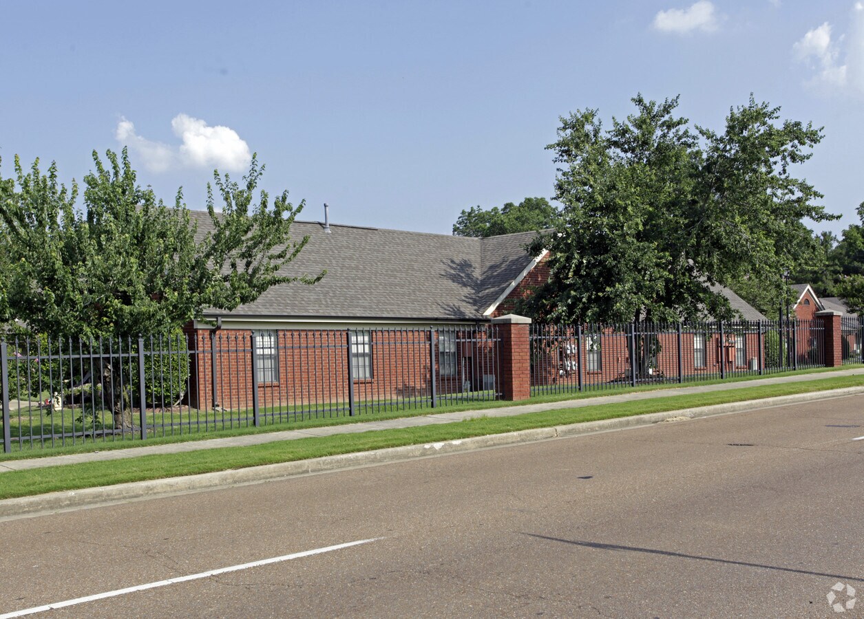 Photo - Bellevue Woods