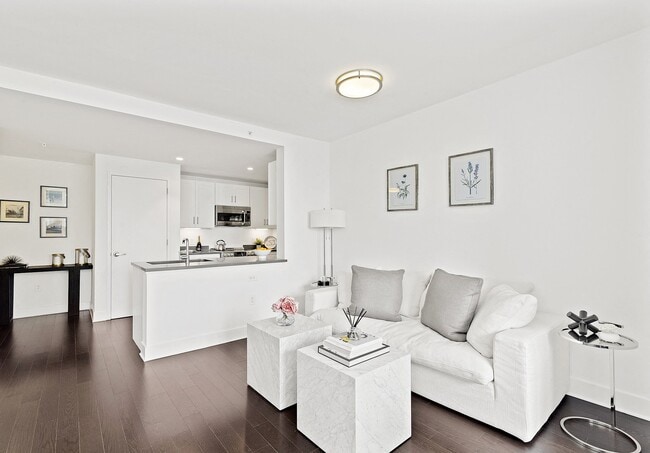 65 Bay Street Apartments