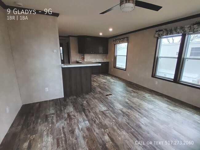 Photo - 9 Gladys-9G House