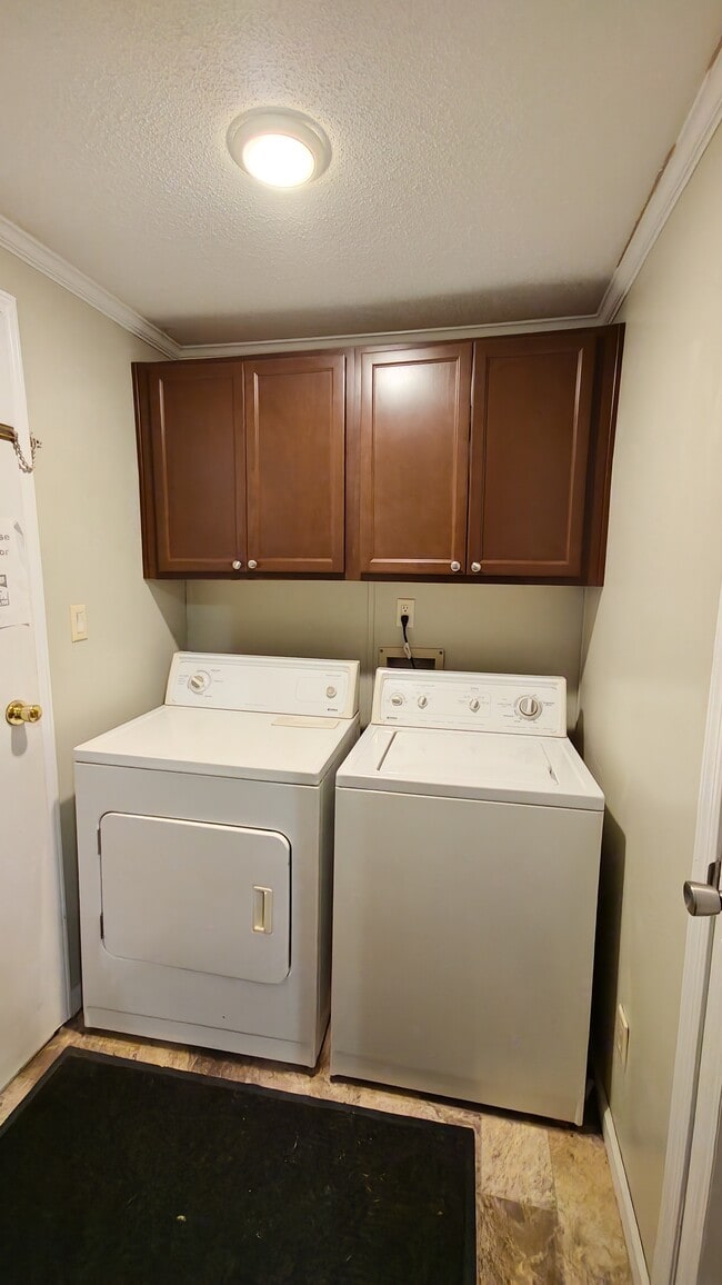 Photo - 3738 Vickery Dr Unit Room for rent maiden nc