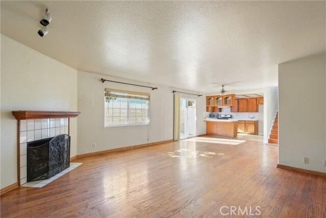 Photo - 4438 W 165th St