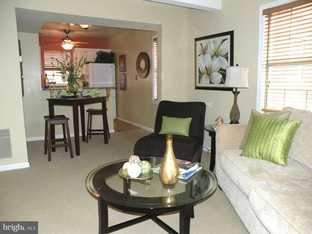 Photo - 601 Bashford Ln Unidad 4